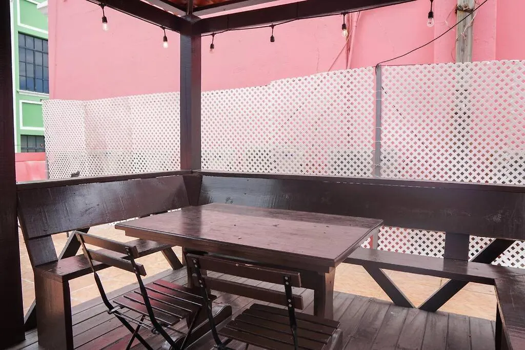 Rustic Peaceful Apt In Old San Juan For Group Διαμέρισμα
